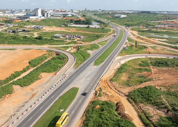 VISITE DE CHANTIER DE LA Y4 PAR LE MINISTRE DES INFRASTRUCTURES ET DE L’ENTRETIEN ROUTIER